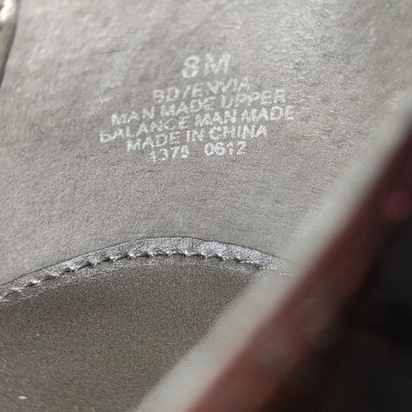 Bandolino Dark Burgundy Pumps Size 8 - Picture 7 of 9